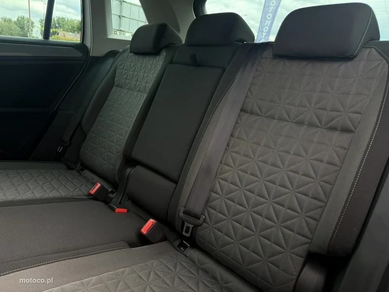 Volkswagen Tiguan AD 27