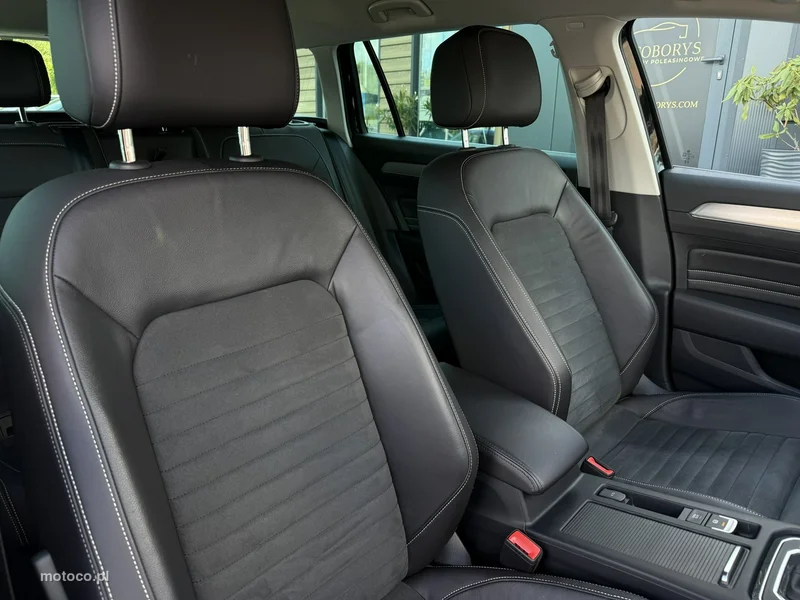 Volkswagen Passat B8 13