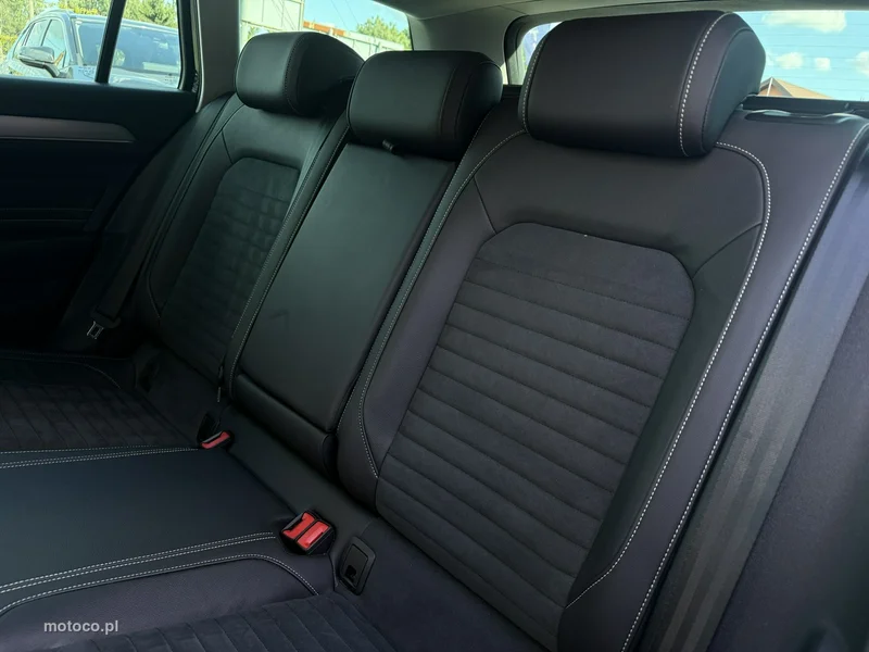 Volkswagen Passat B8 32