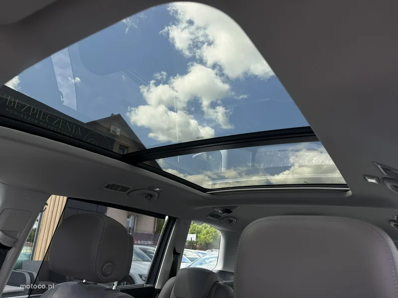 Volkswagen Sharan 7N 10