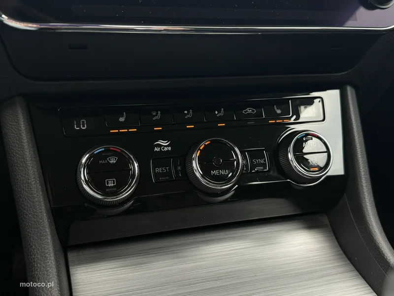 Skoda Superb III 25