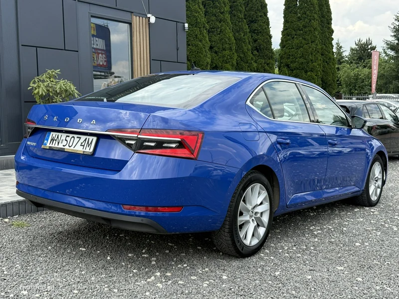 Skoda Superb III 9