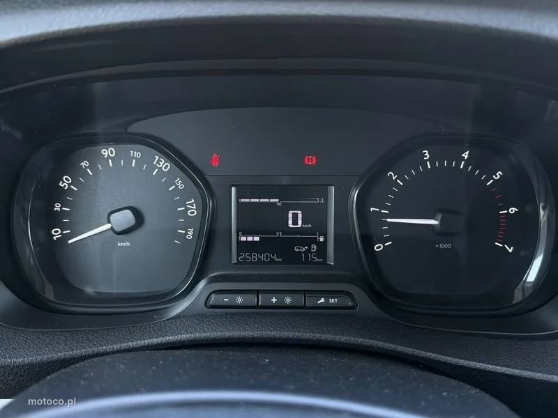 Toyota ProAce 17