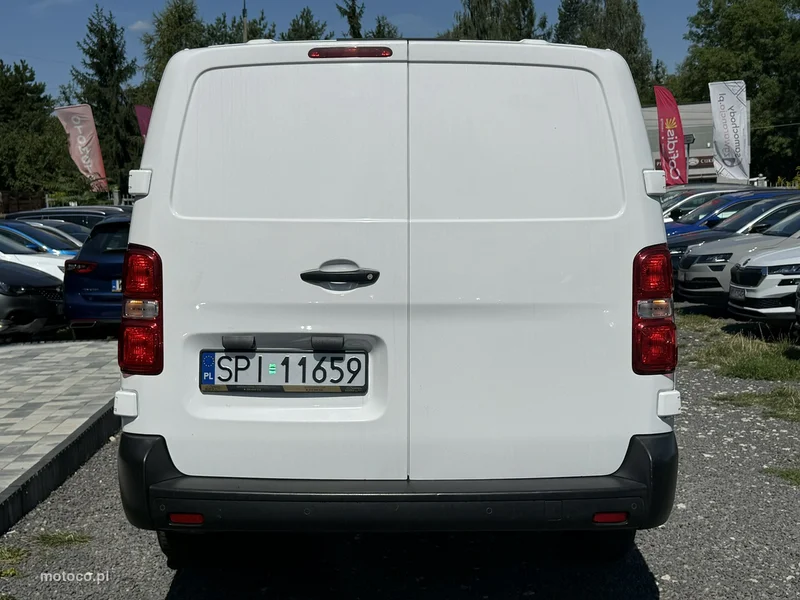 Toyota ProAce 6