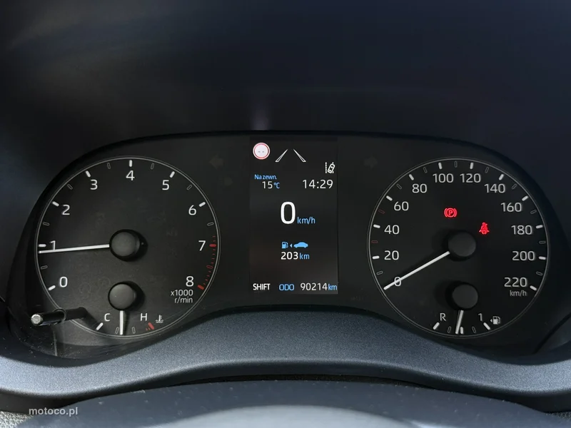 Toyota Yaris XP210 21