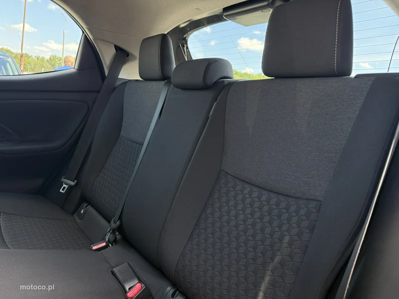 Toyota Yaris XP210 31