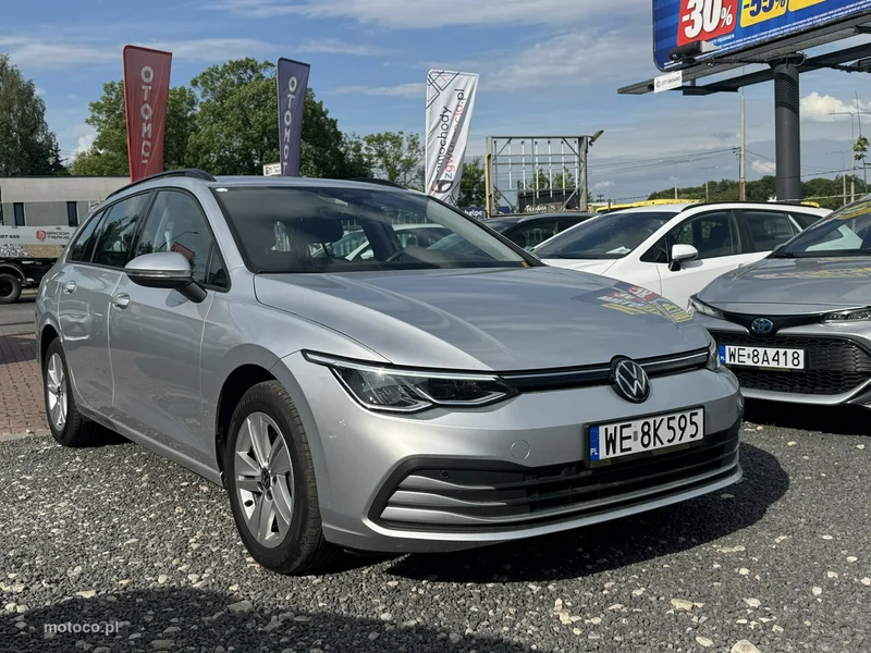 Volkswagen Golf VIII 4