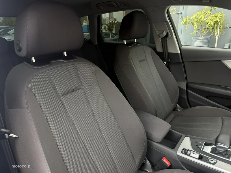 Audi A4 B9 11