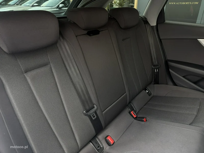 Audi A4 B9 26