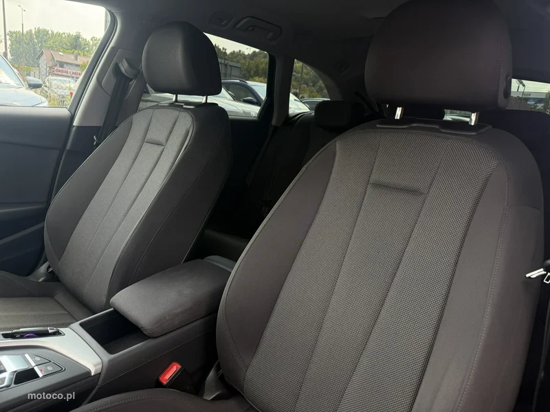 Audi A4 B9 10