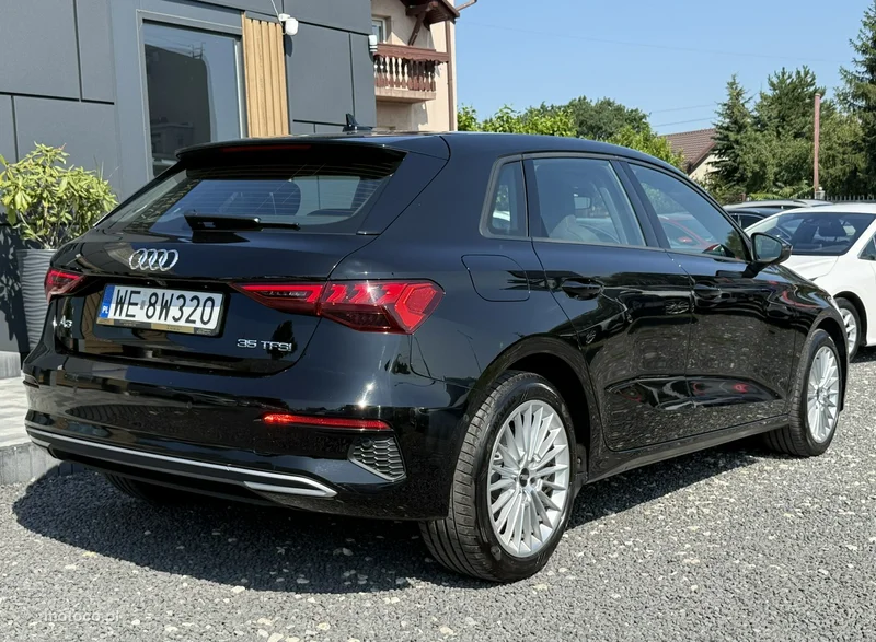Audi A3 8Y 10