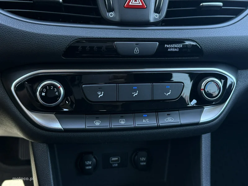 Hyundai i30 25