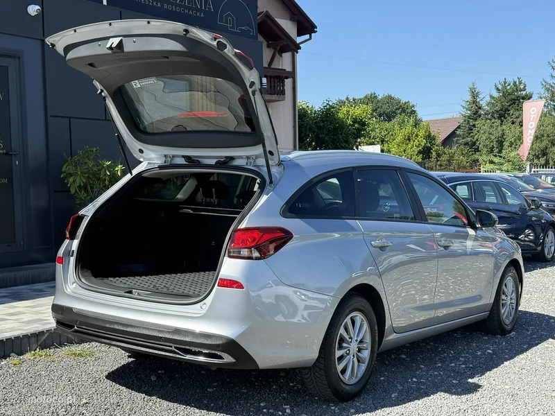 Hyundai i30 33