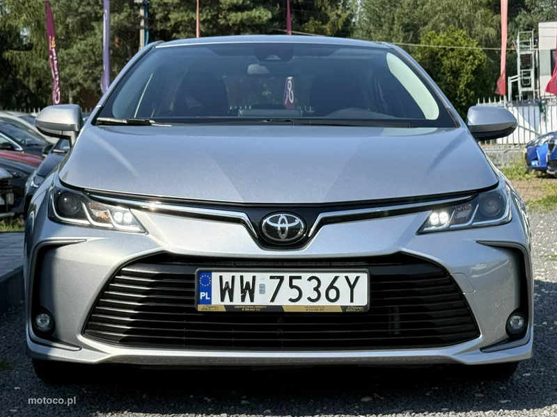 Toyota Corolla E210 4