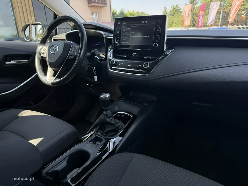 Toyota Corolla E210 15