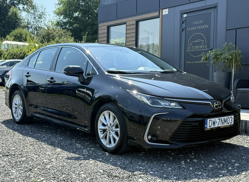 Toyota Corolla E210 4