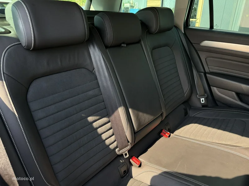 Volkswagen Passat B8 35