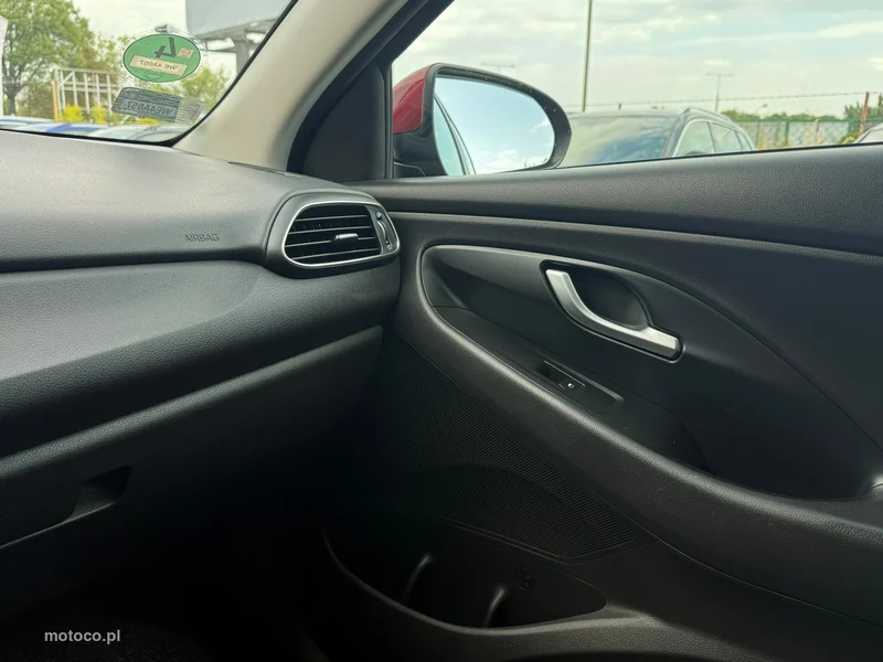 Hyundai i30 26