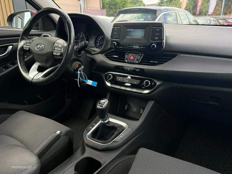 Hyundai i30 14