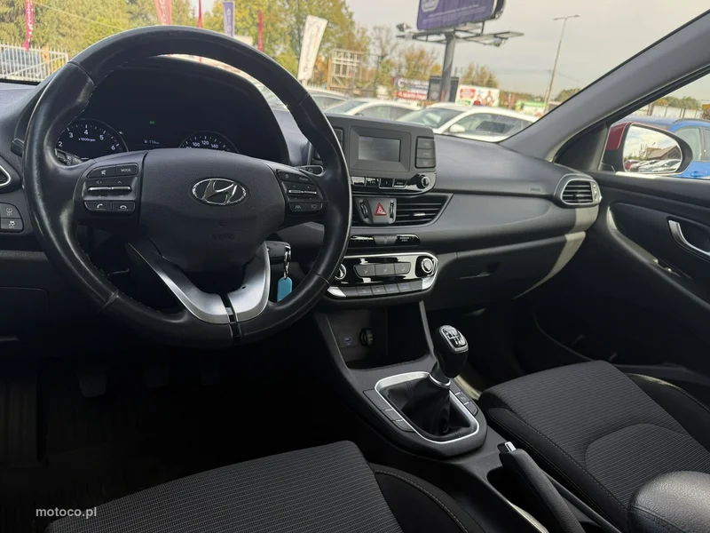 Hyundai i30 14