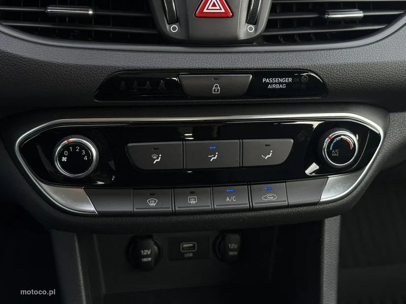Hyundai i30 23