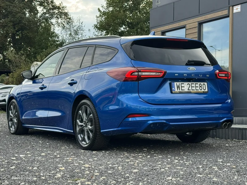 Ford Focus IV 11
