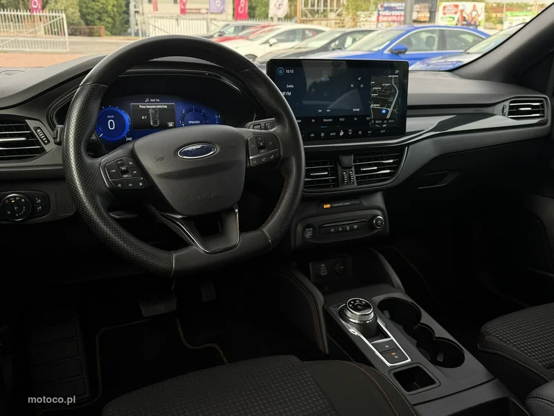 Ford Focus IV 23