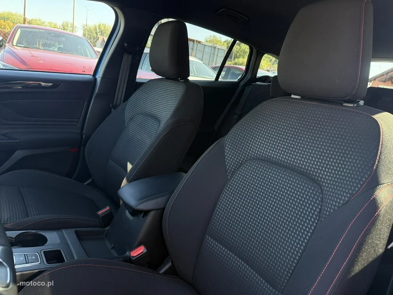 Ford Focus IV 10