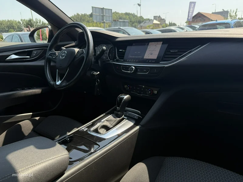 Opel Insignia B 14