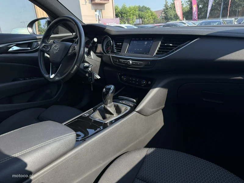 Opel Insignia B 14