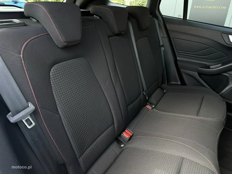Ford Focus IV 32