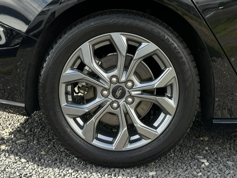 Ford Focus IV 10