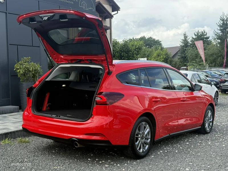 Ford Focus IV 35