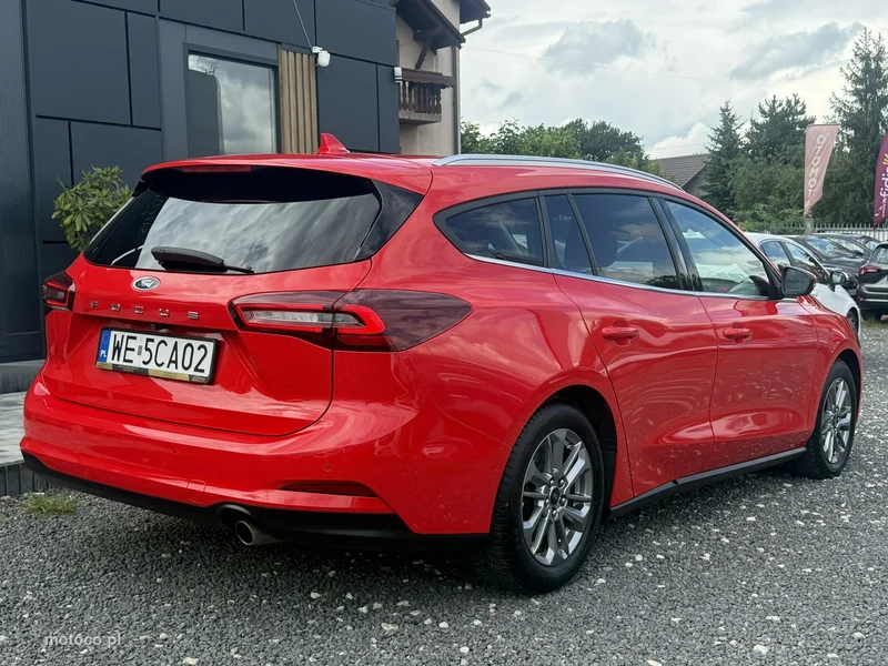 Ford Focus IV 10