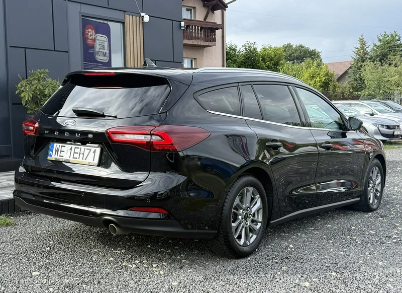 Ford Focus IV 9