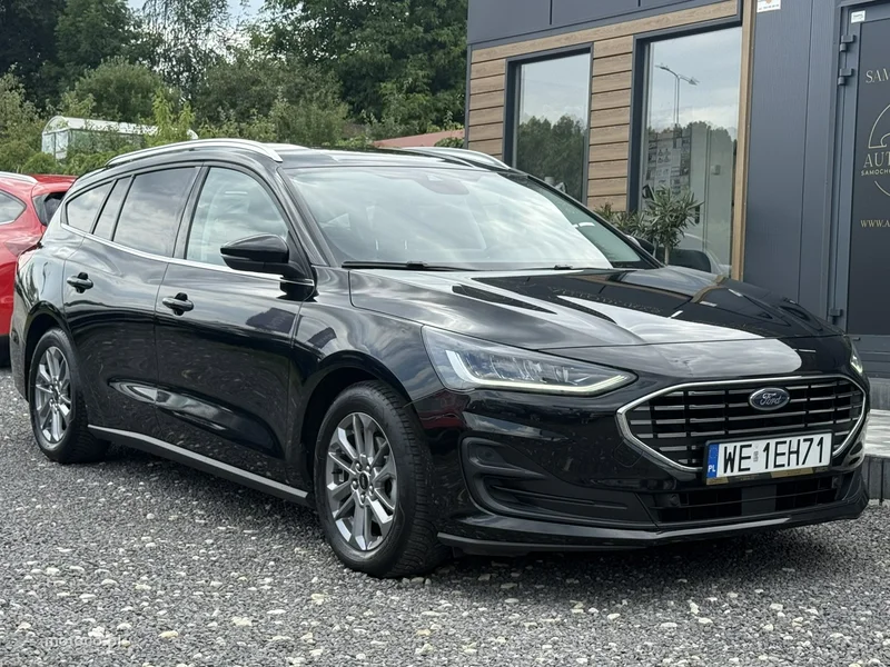 Ford Focus IV 3