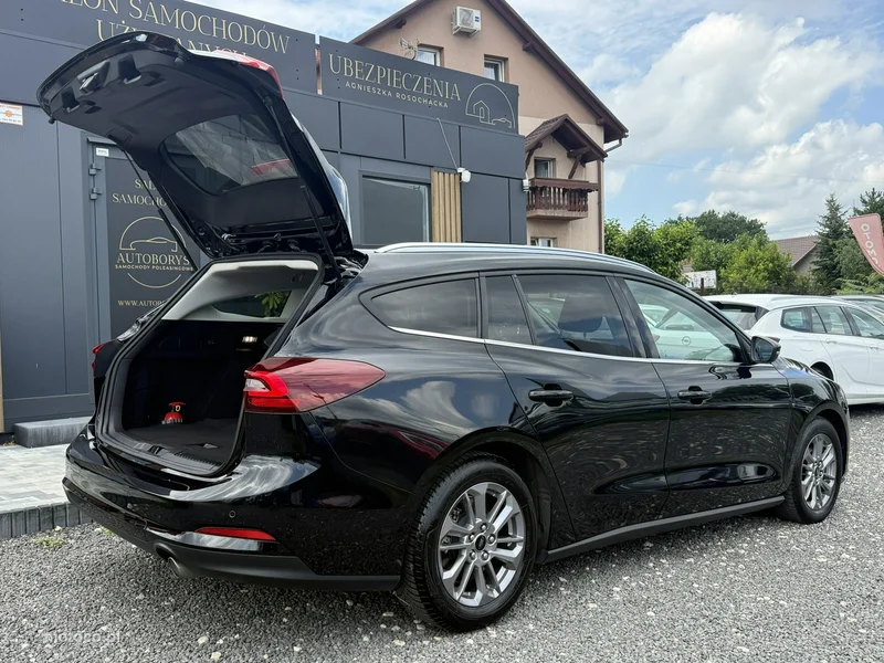 Ford Focus IV 34