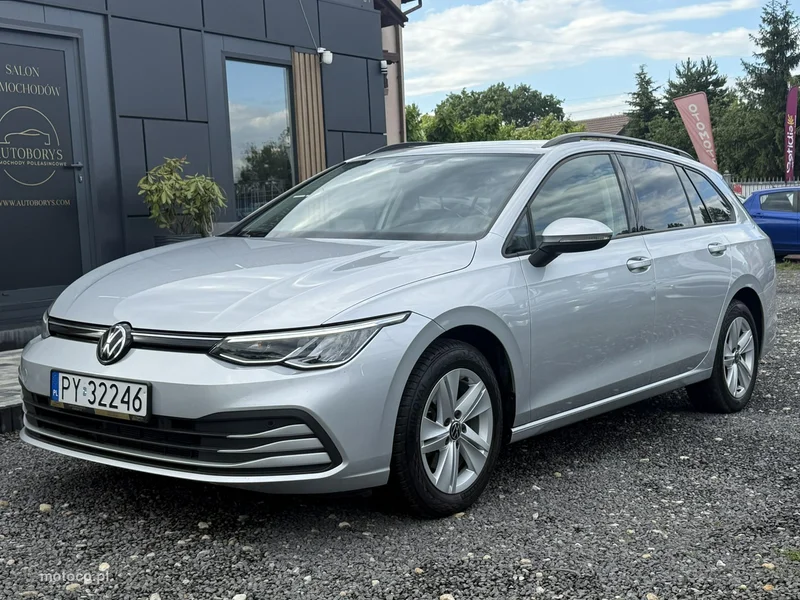 Volkswagen Golf VIII 4