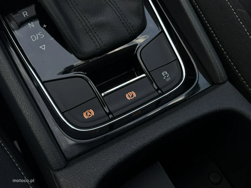 Skoda Karoq I 25