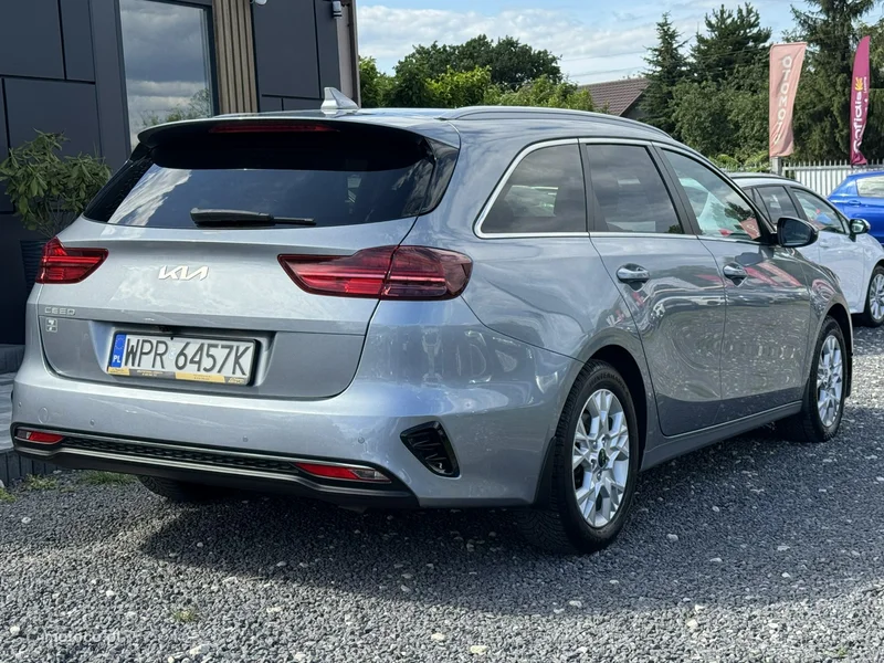 Kia Cee'd 8