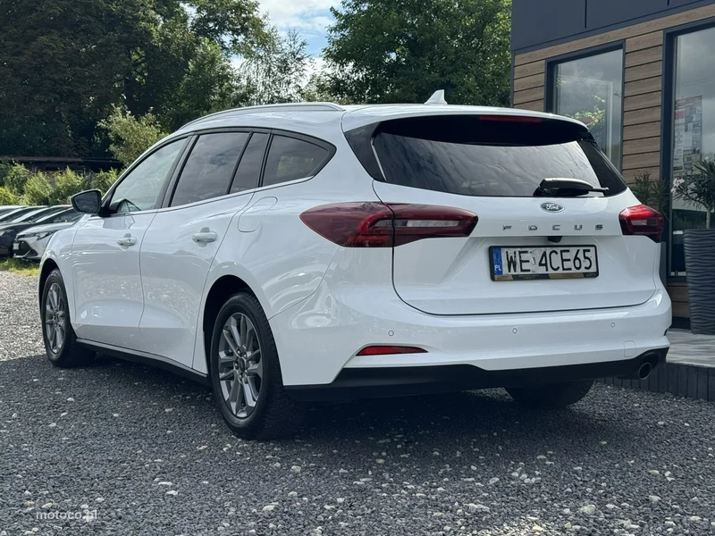 Ford Focus IV 9