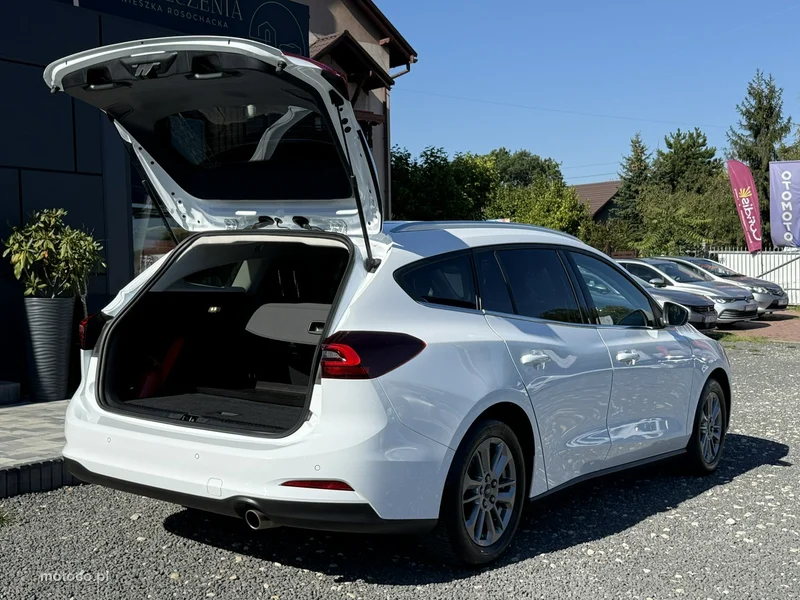 Ford Focus IV 29
