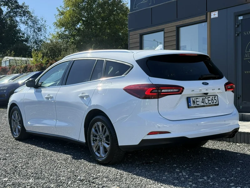 Ford Focus IV 5