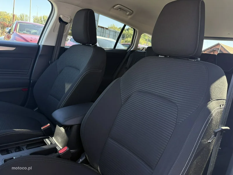 Ford Focus IV 8