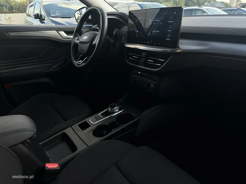 Ford Focus IV 32