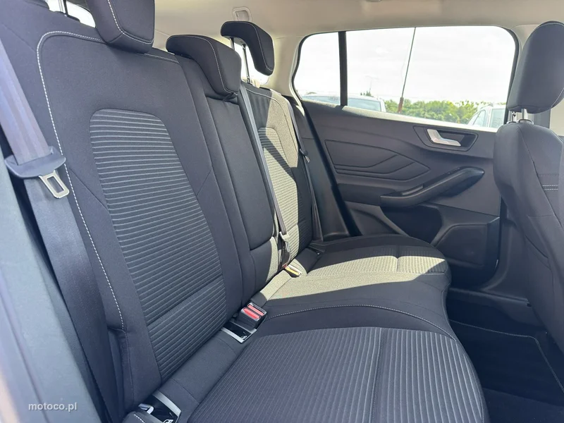 Ford Focus IV 23