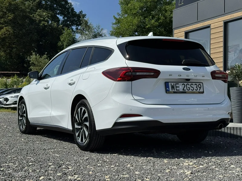 Ford Focus IV 8
