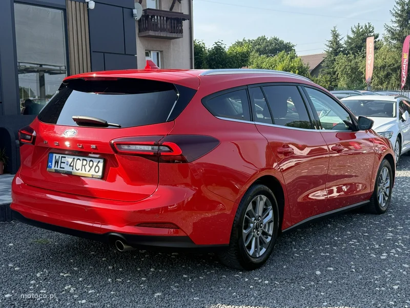 Ford Focus IV 10