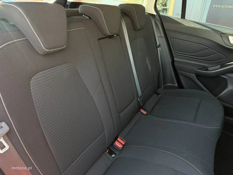 Ford Focus IV 32
