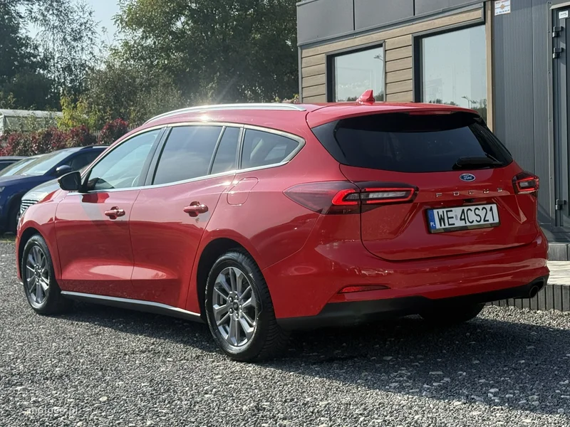 Ford Focus IV 7